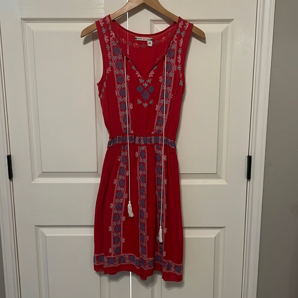 Chelsea & Violet beautiful embroidered dress
